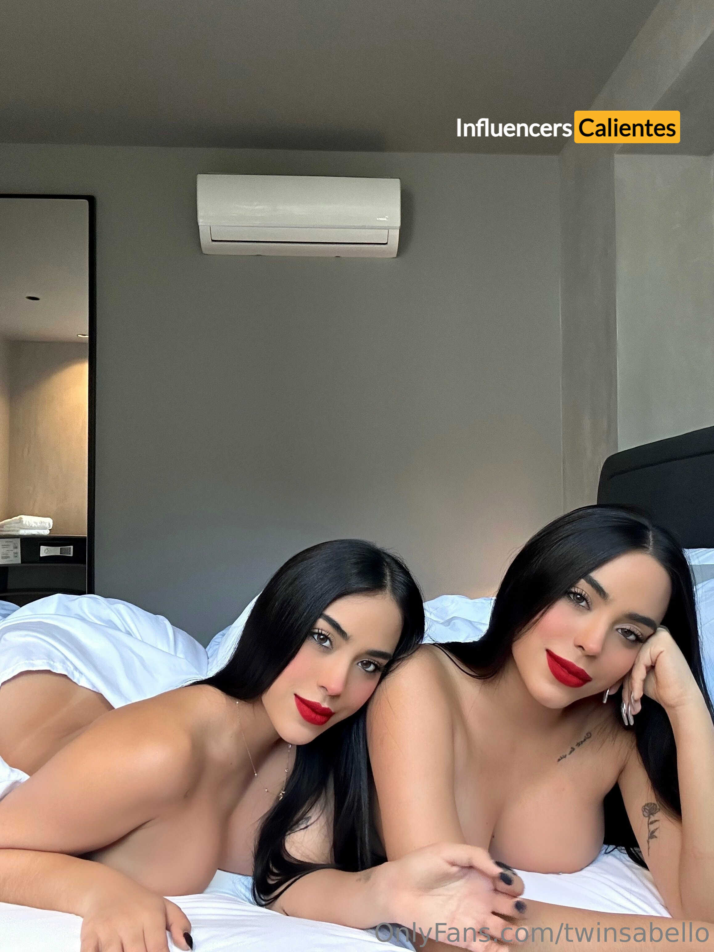 Abello Twins Nudes (44)