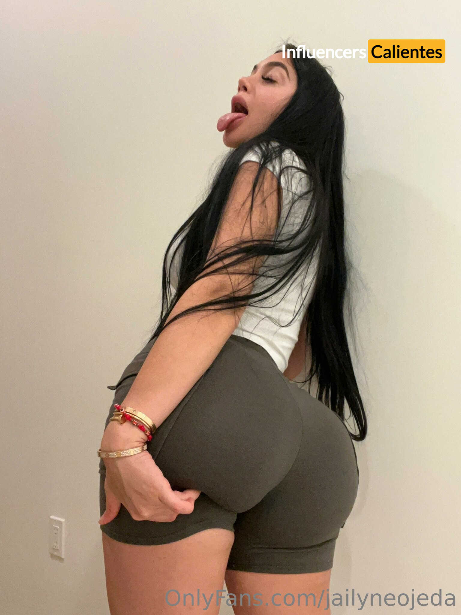 Jailyne Ojeda Nudes (147)