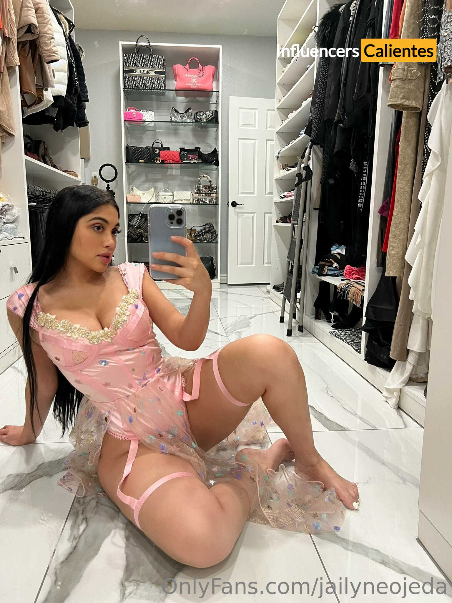 Jailyne Ojeda Nudes (15)