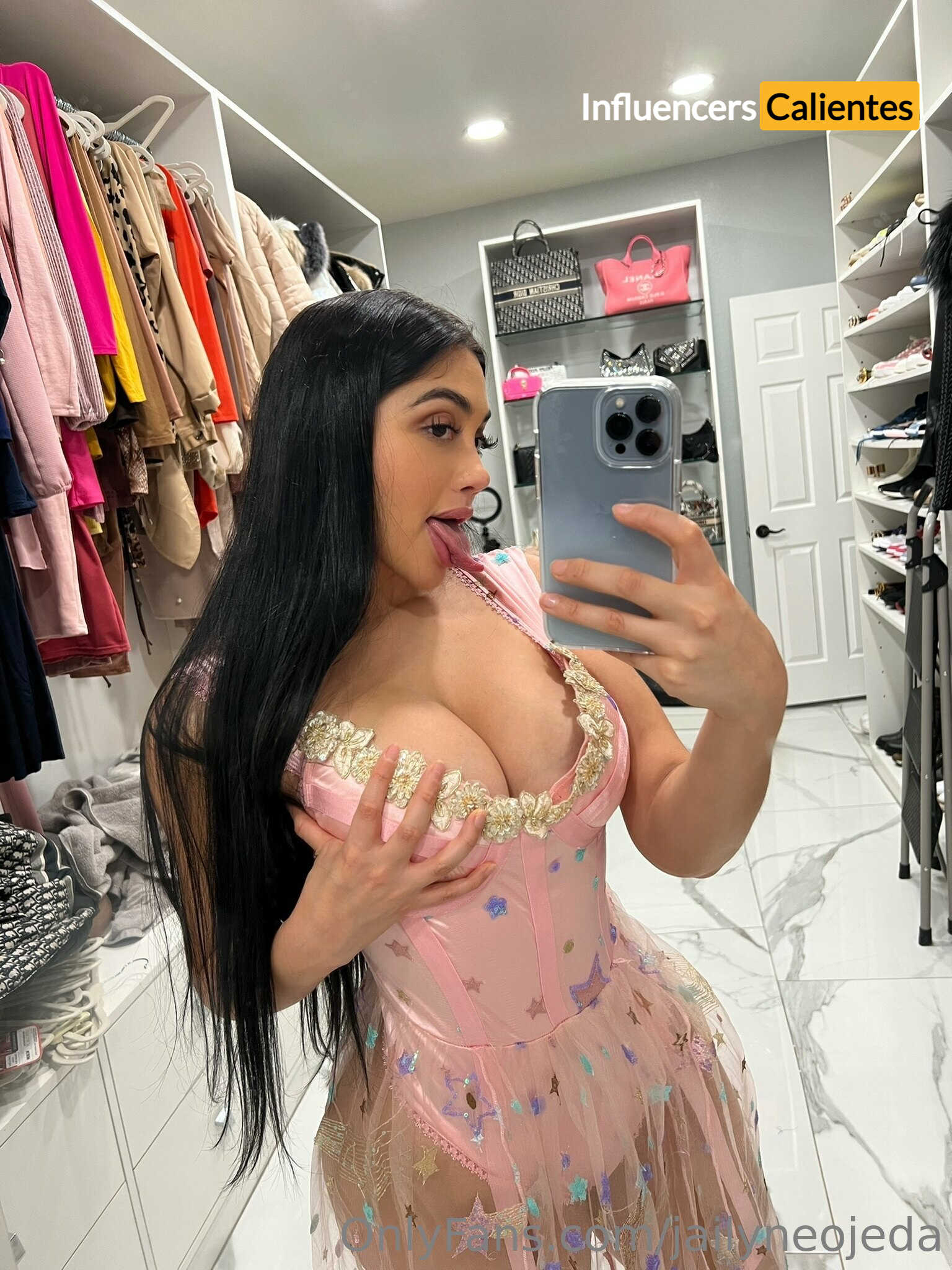 Jailyne Ojeda Nudes (17)