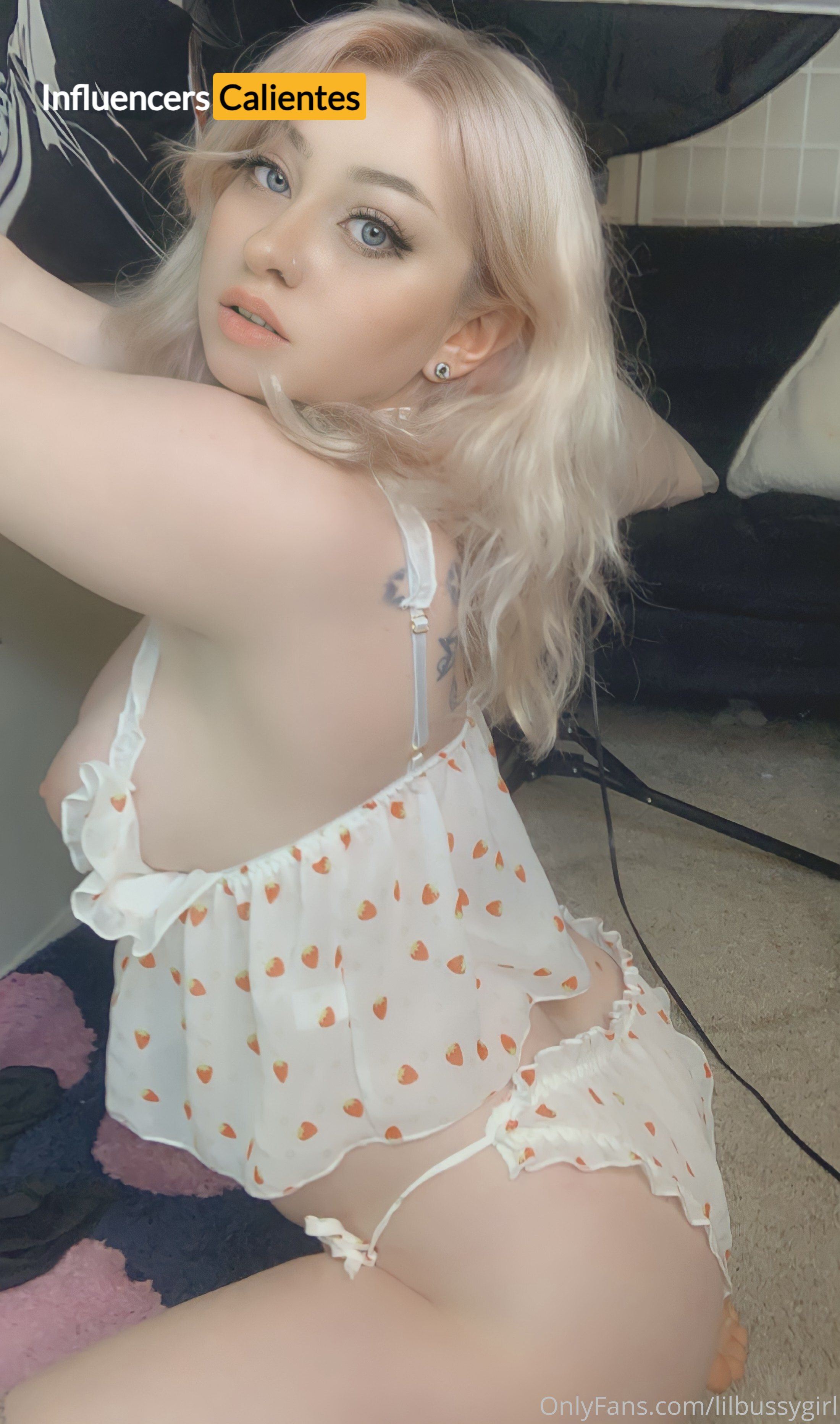 Lilbussygirl Nudes (81)