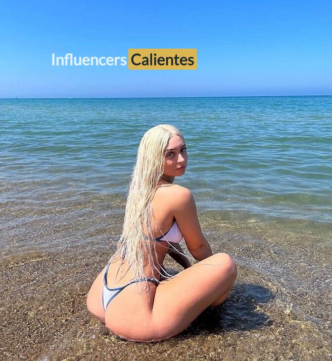 Chloistagram Nudes Influencerscalientes.com (9)