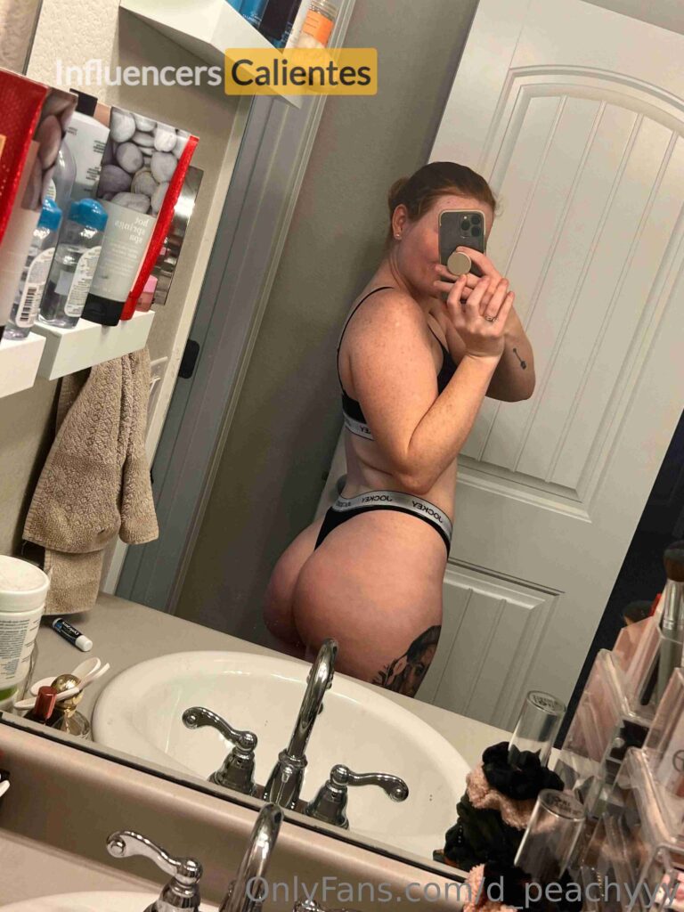 D Peachyyy Nudes Influencerscalientes.com (82)