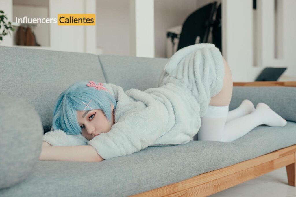 Donna Loli Nudes Influencerscalientes.com (83)