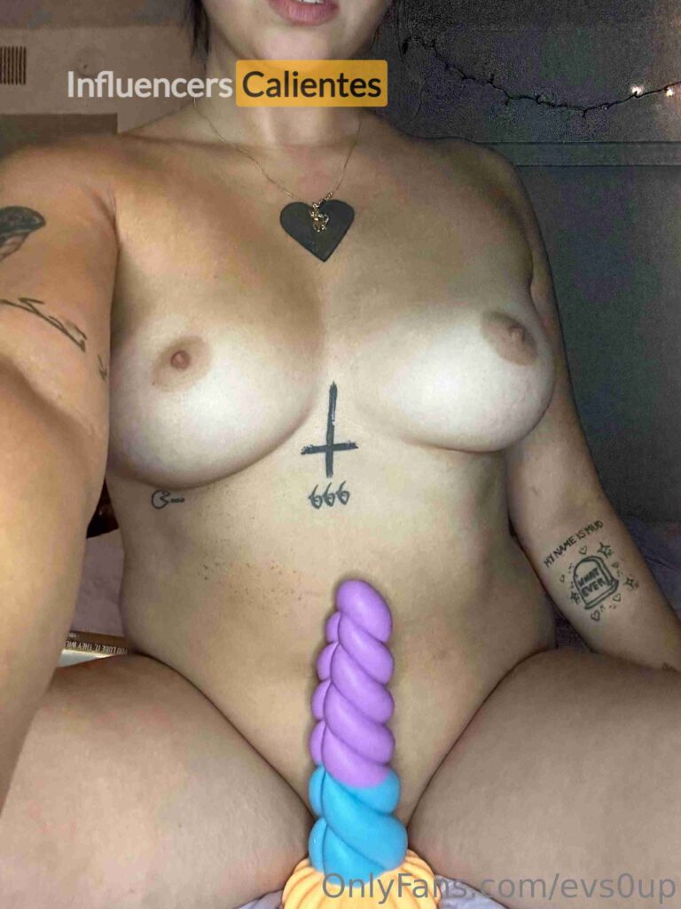 Evs0up Nudes Influencerscalientes.com (23)