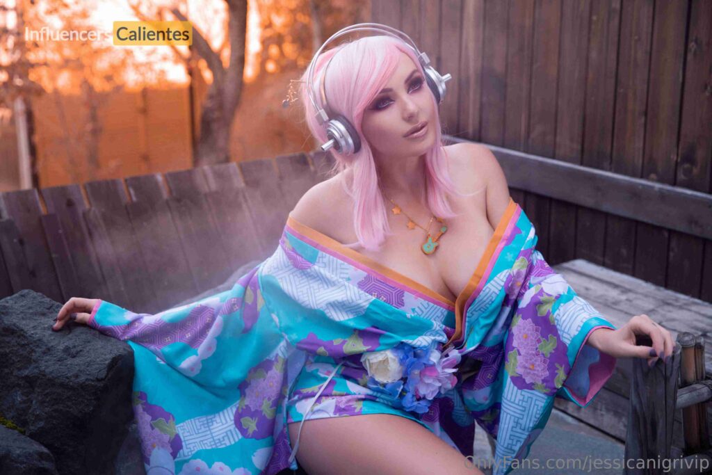 Jessica Nigri nudes Influencerscalientes.com (235)