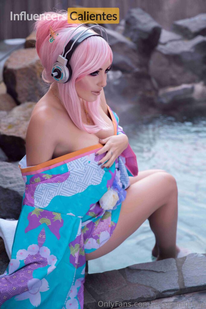 Jessica Nigri nudes Influencerscalientes.com (50)