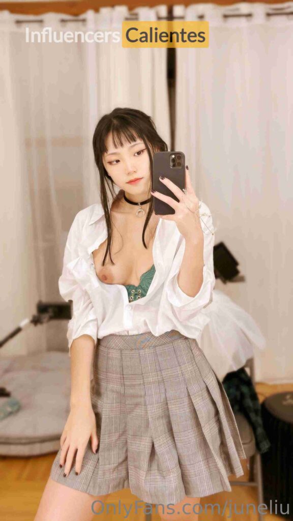 June Liu Nudes Influencerscalientes.com (47)