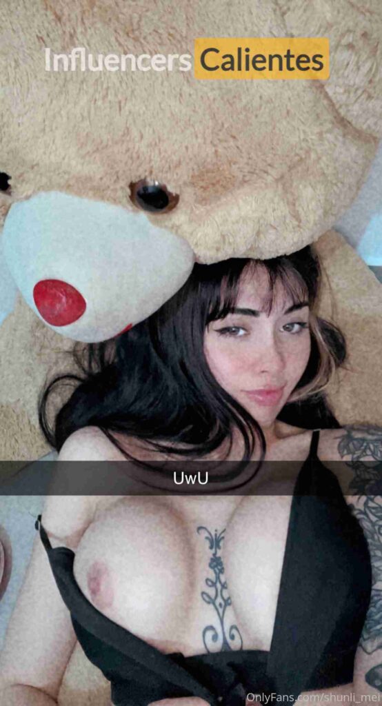 Shunli Mei Nudes Influencerscalientes.com (33)