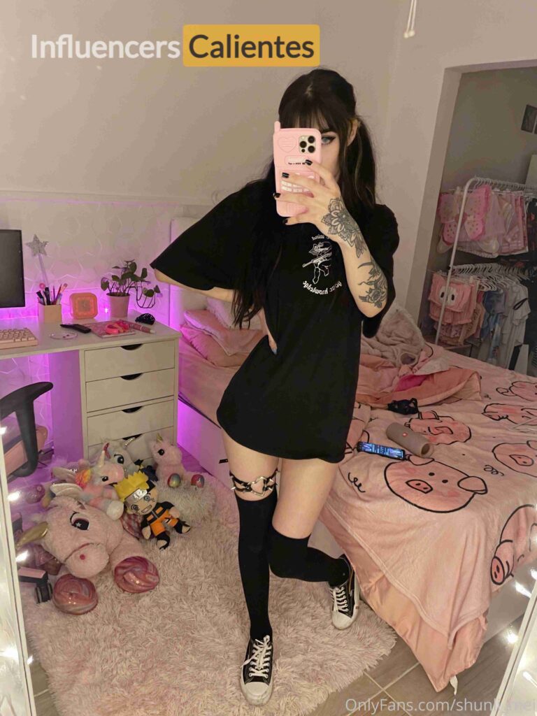 Shunli Mei Nudes Influencerscalientes.com (39)