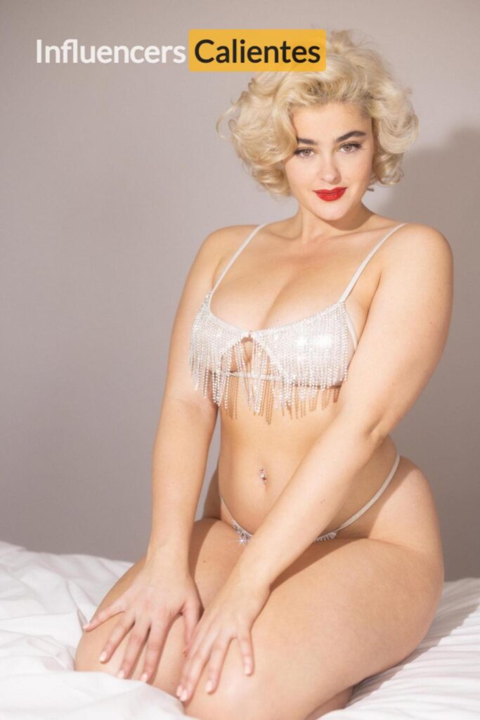 Stefania Ferrario Nudes Influencerscalientes.com (17)