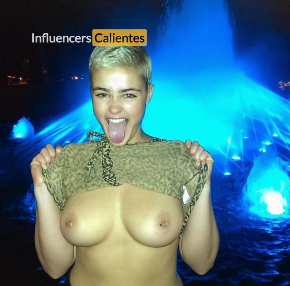 Stefania Ferrario Nudes Influencerscalientes.com (270)