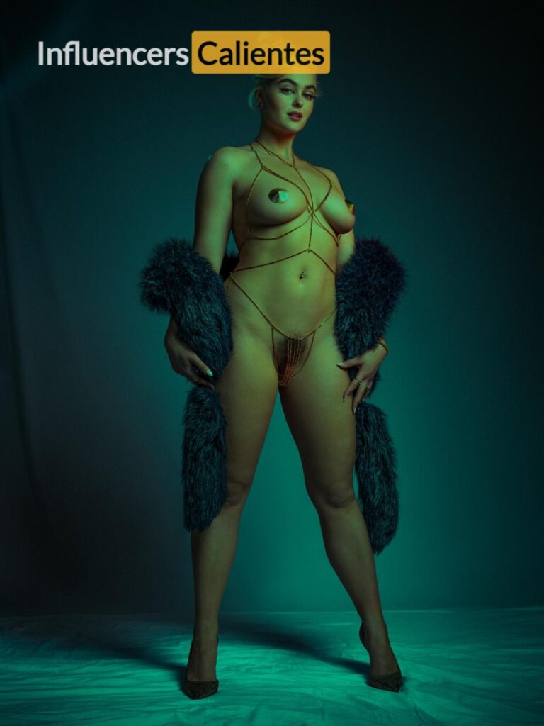 Stefania Ferrario Nudes Influencerscalientes.com (294)