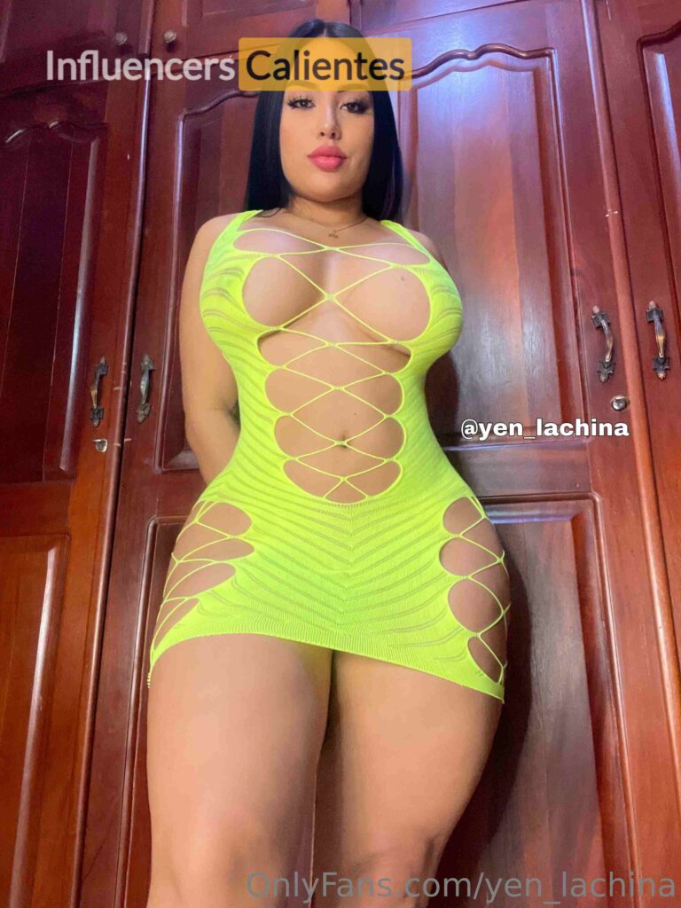 Yen Lachina Nudes Influencerscalientes.com (20)