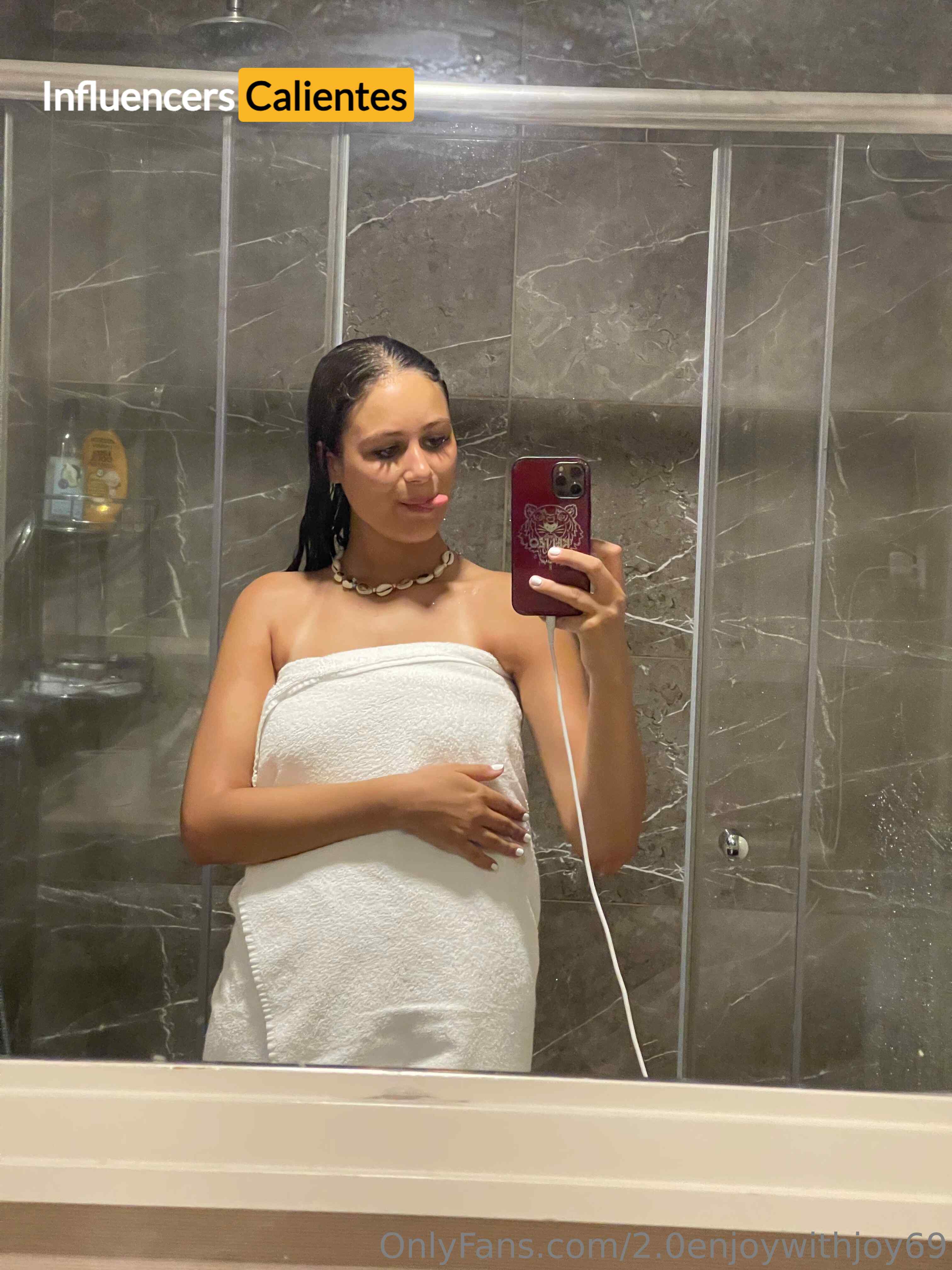 2.0enjoywithjoy69 Nudes Influencerscalientes.com (10)