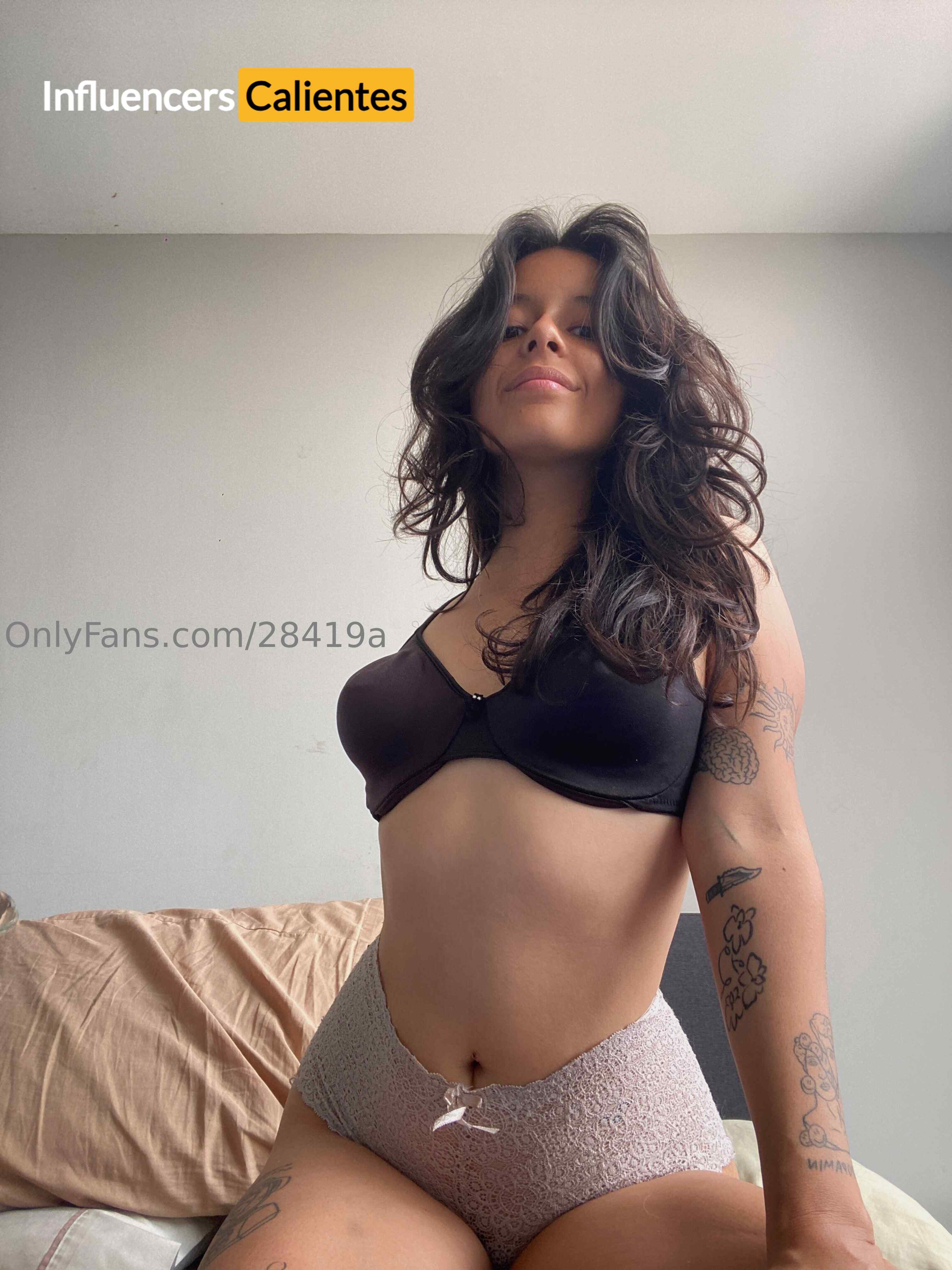 28419a Nudes Influencerscalientes.com (8)