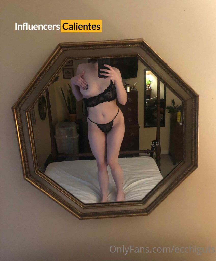 Ecchiguts Nudes Influencerscalientes.com (23)