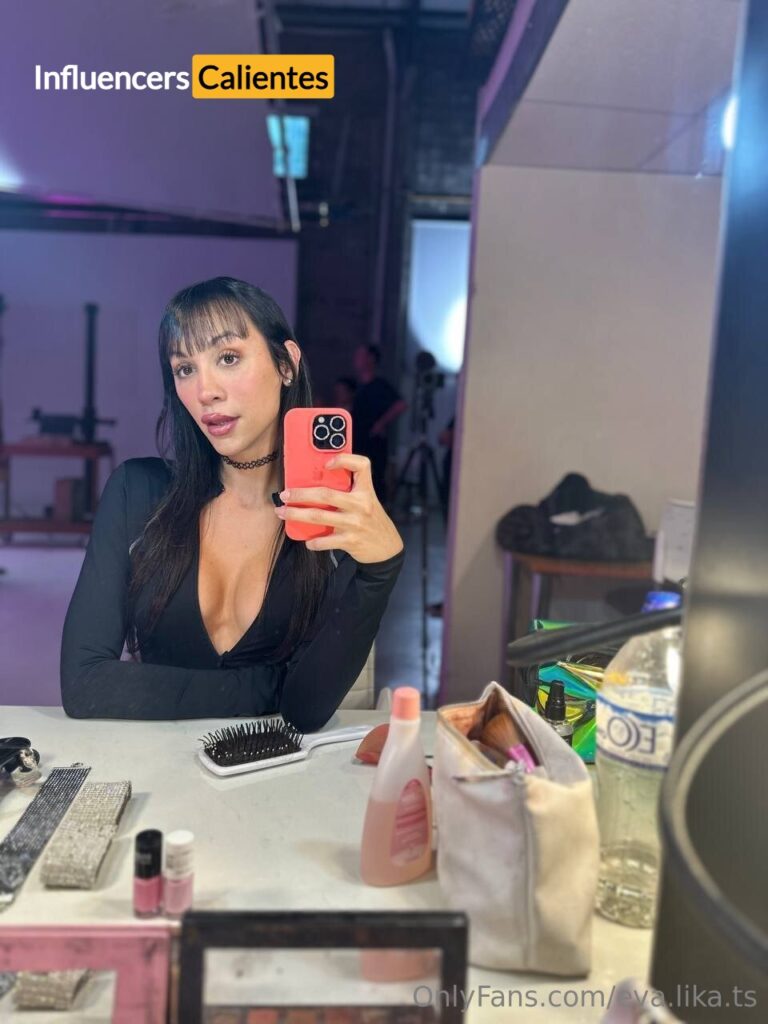 Evangelina Fox Trans Nudes Influencerscalientes.com (166)