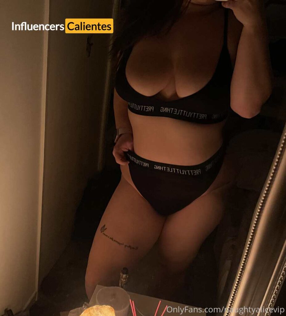 Lucyluxeee Nudes Influencerscalientes.com (37)