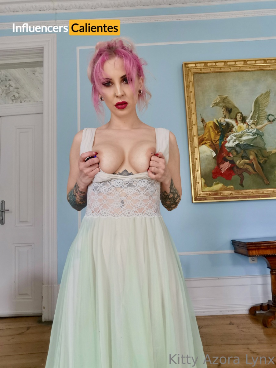 Manicpixiedreamwife Nudes Influencerscalientes.com (6)