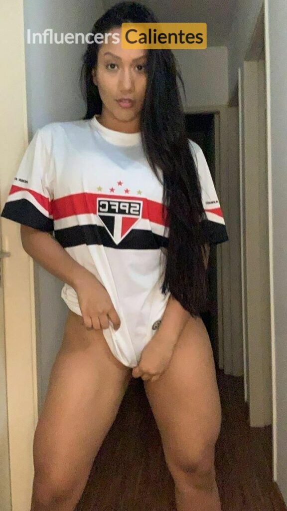 Nadine Borges Nudes Influencerscalientes.com (13)