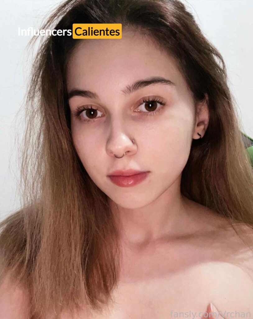 Vrchan Nudes Influencerscalientes.com (8)