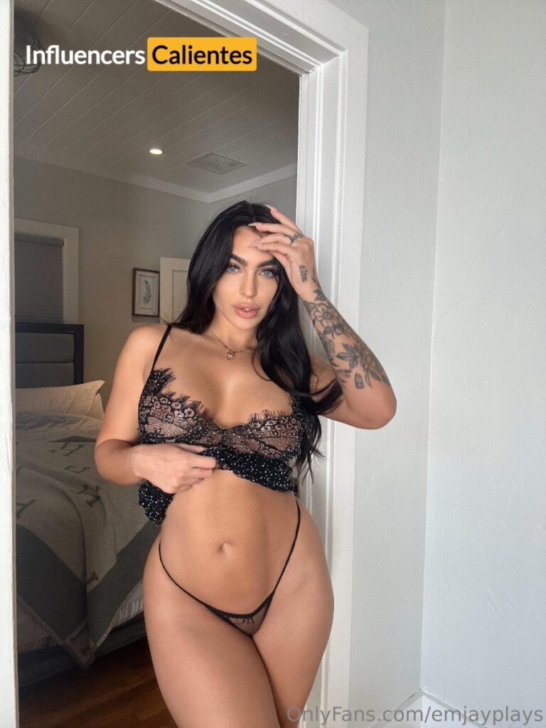 Emily Rinaudo Nudes Influencerscalientes.com (213)