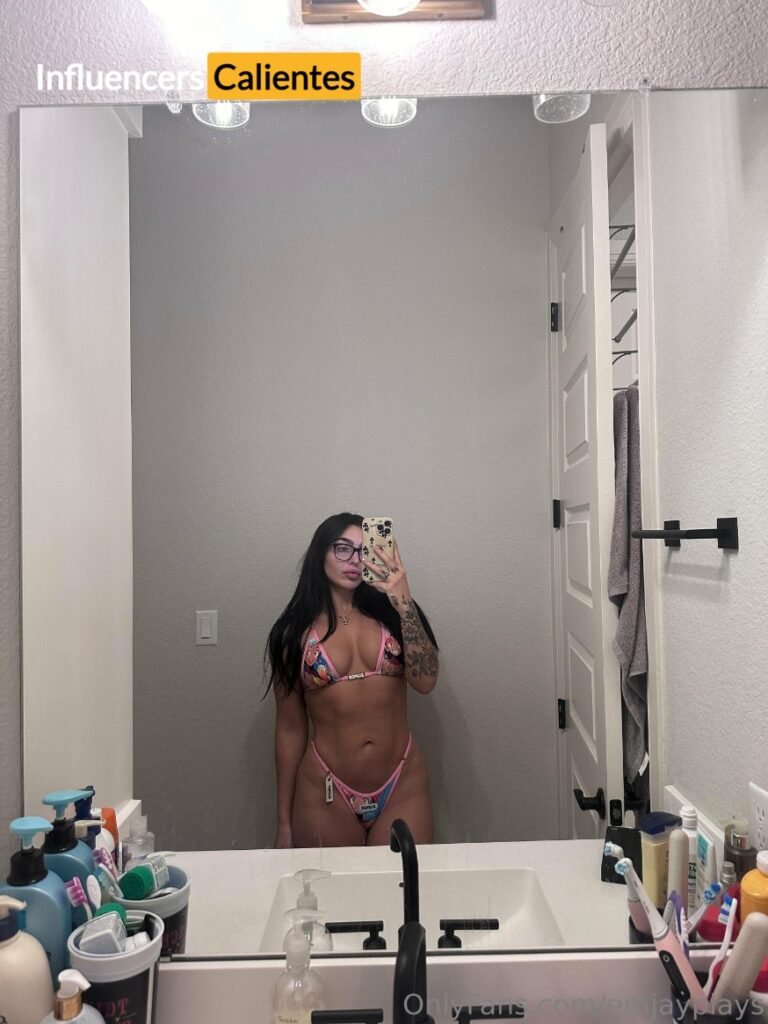 Emily Rinaudo Nudes Influencerscalientes.com (216)