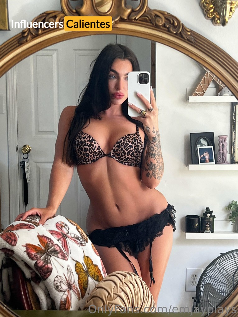 Emily Rinaudo Nudes Influencerscalientes.com (364)