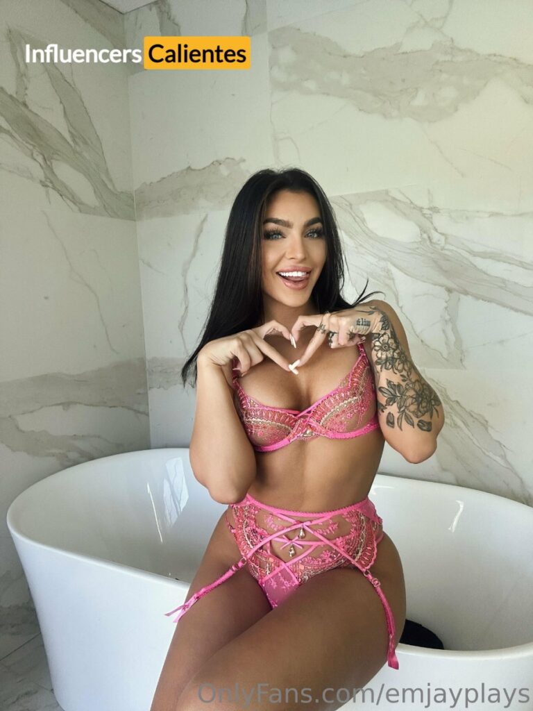 Emily Rinaudo Nudes Influencerscalientes.com (407)