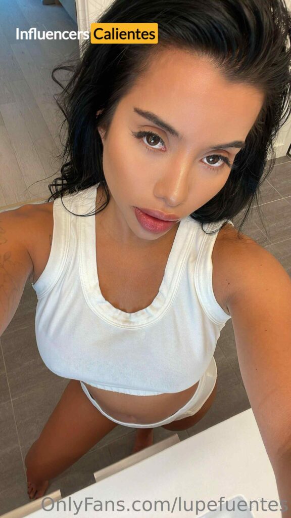 Lupe Fuentes Nudes Influencerscalientes.com (75)